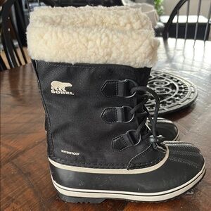 Sorel Black Waterproof Winter Boots
